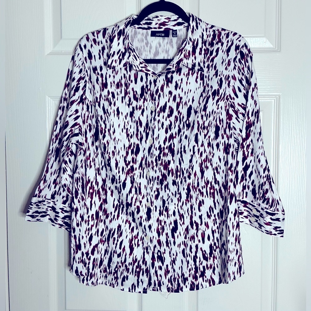 Apt. 9 Black and White 3/4 Sleeve Button Down Shirt - Picture 5 of 11